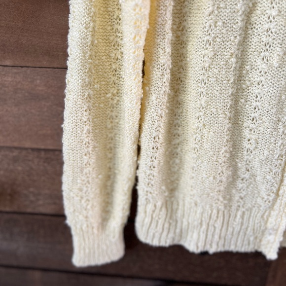 Vintage LeRoy Knitwear Cream Textured Cardigan Pearl Buttons Soft Knit L - Picture 6 of 9